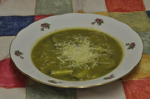 Cuketová polévka s kroupy – Snadné Česko recept, zvládnete za Do 30 minut